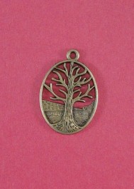 Pendant with tree